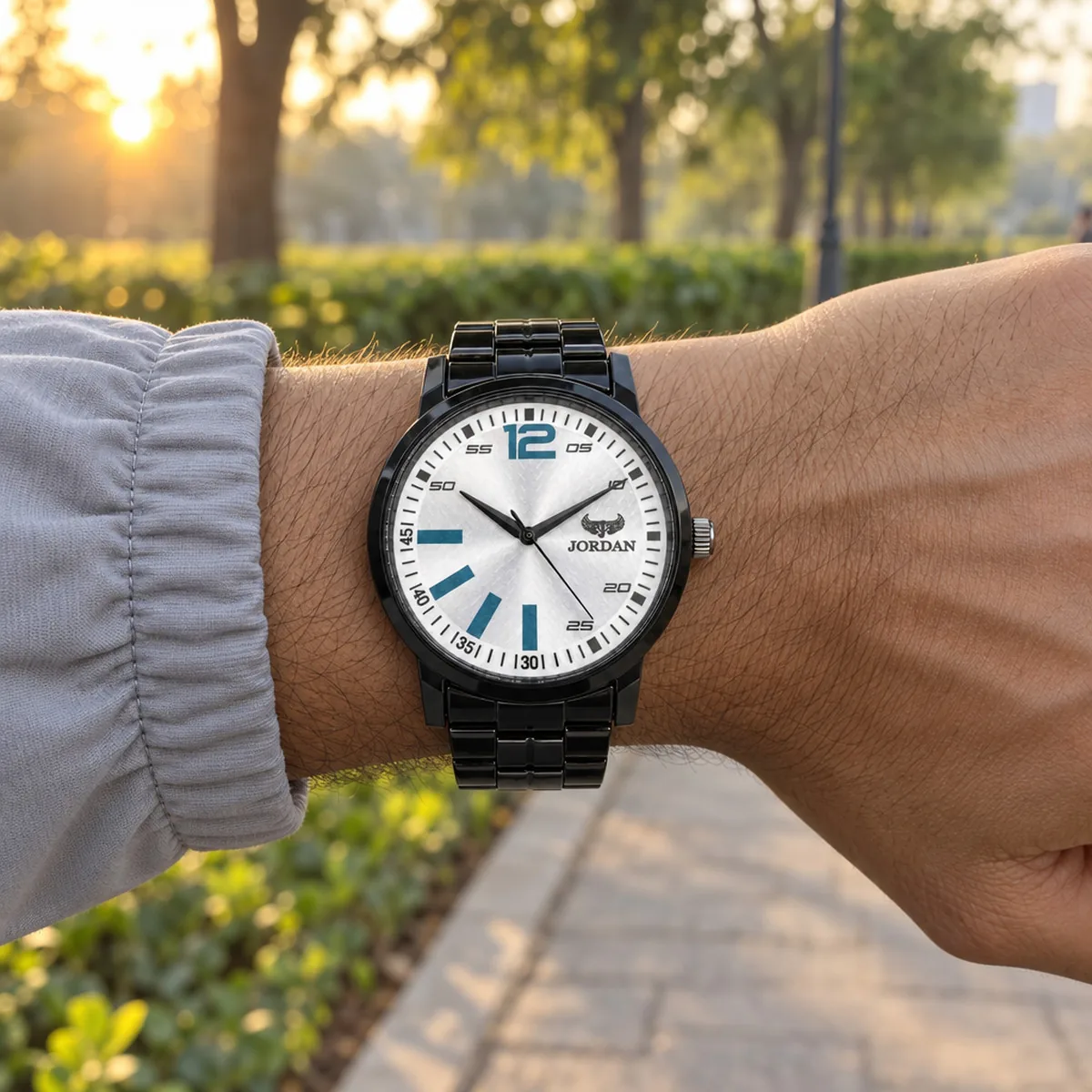 Stealth Track White, wrist