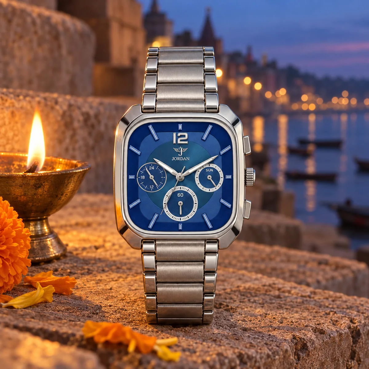 Square Blue, lifestyle